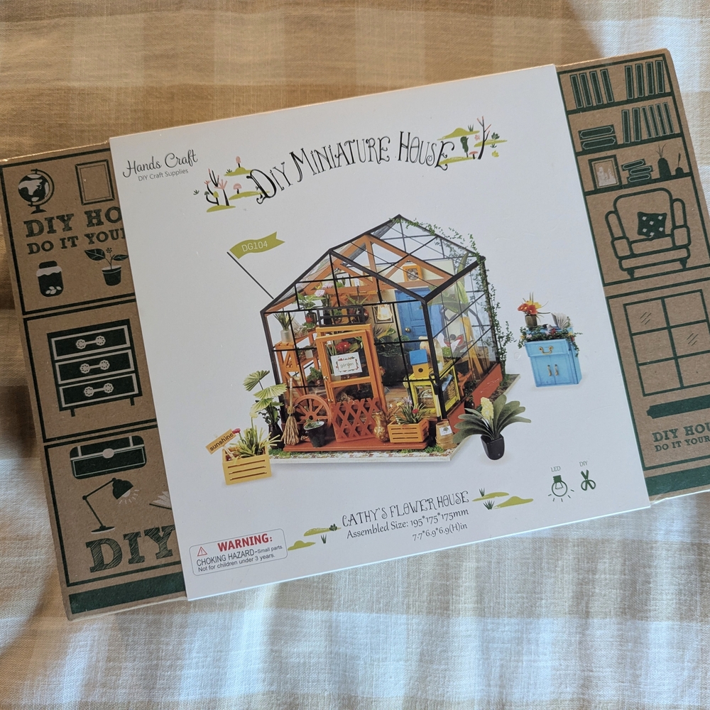 DIY Miniature House - Cathy's Flower House